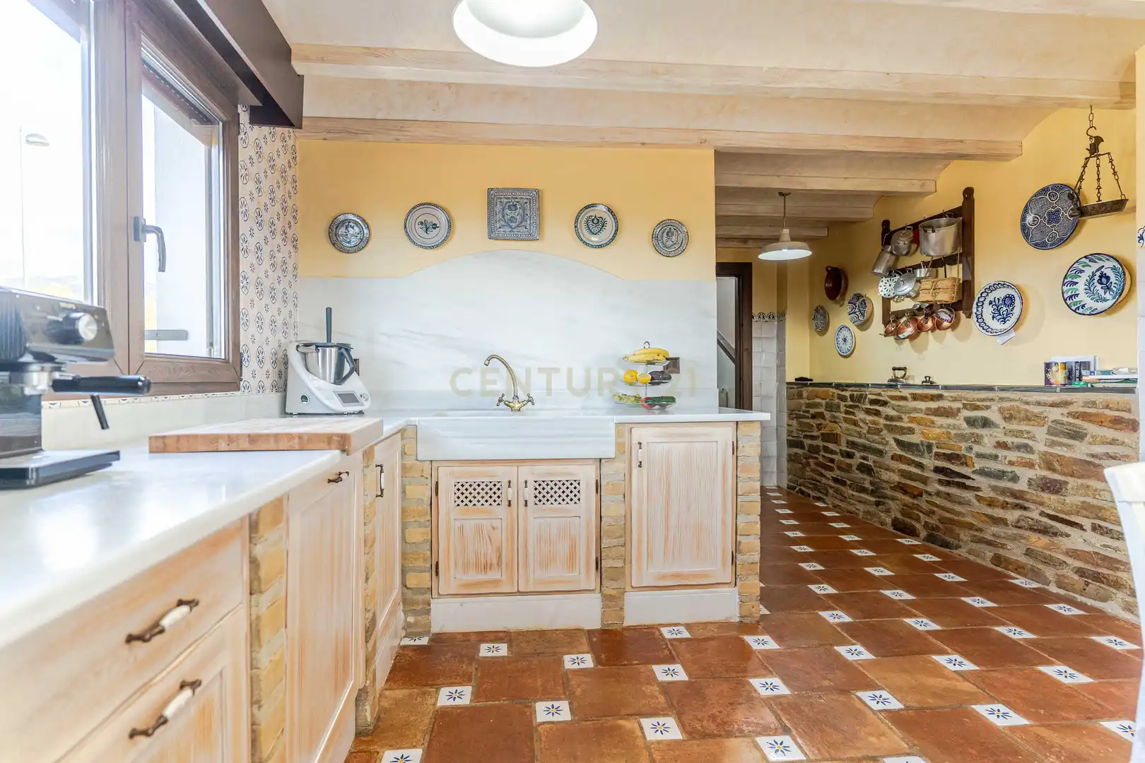Cocina de Casa o chalet en venta en La Zubia con Aire acondicionado, Jardín privado y Trastero