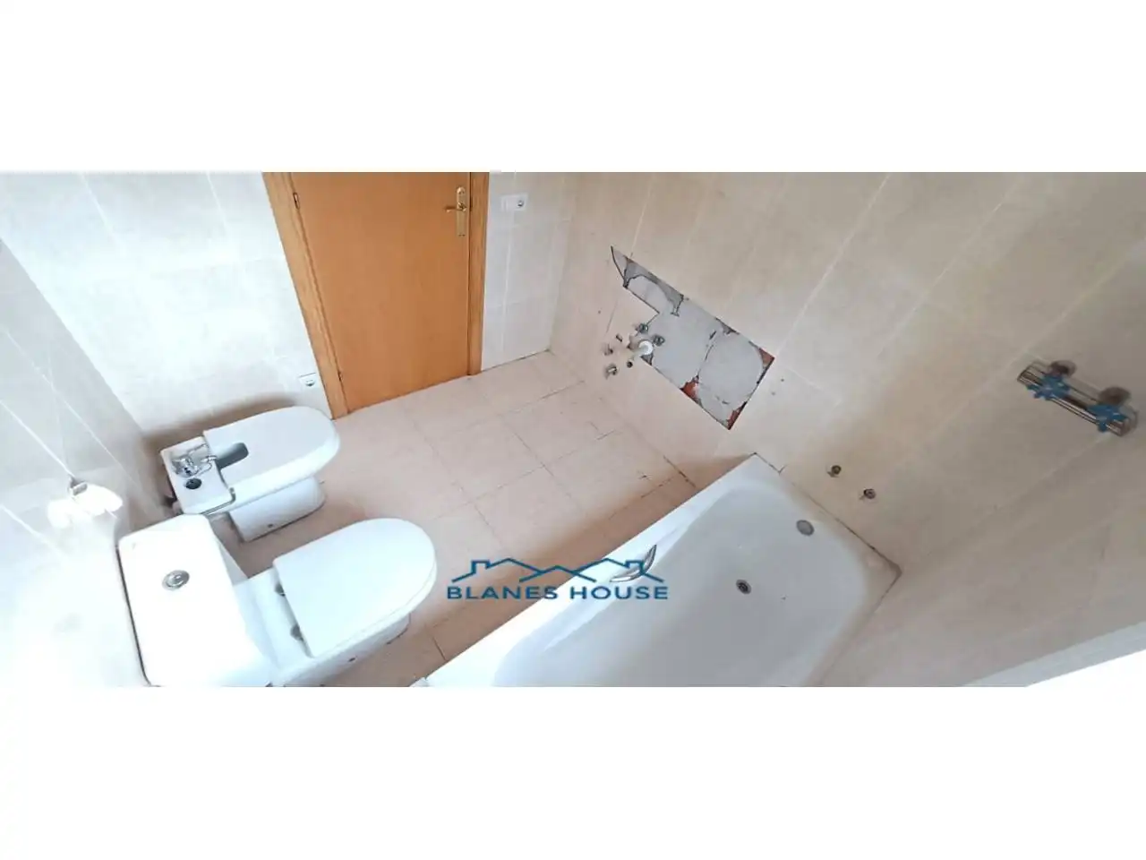 Chalet con jardín en venta en Calle RIU TORDERA 0, imagen 3