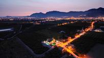Vista exterior de Casa o xalet en venda en Orihuela amb Aire condicionat, Calefacció i Jardí privat