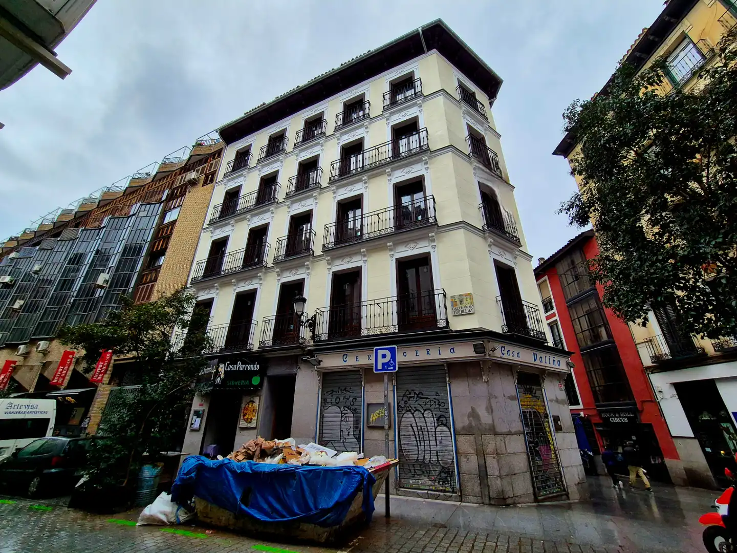 Exterior view of Flat for sale in Madrid  with Air Conditioner, Heating and Microwave