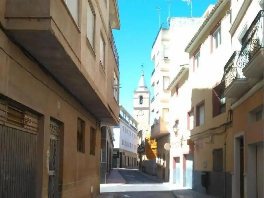 Vista exterior de Piso en venta en Sax