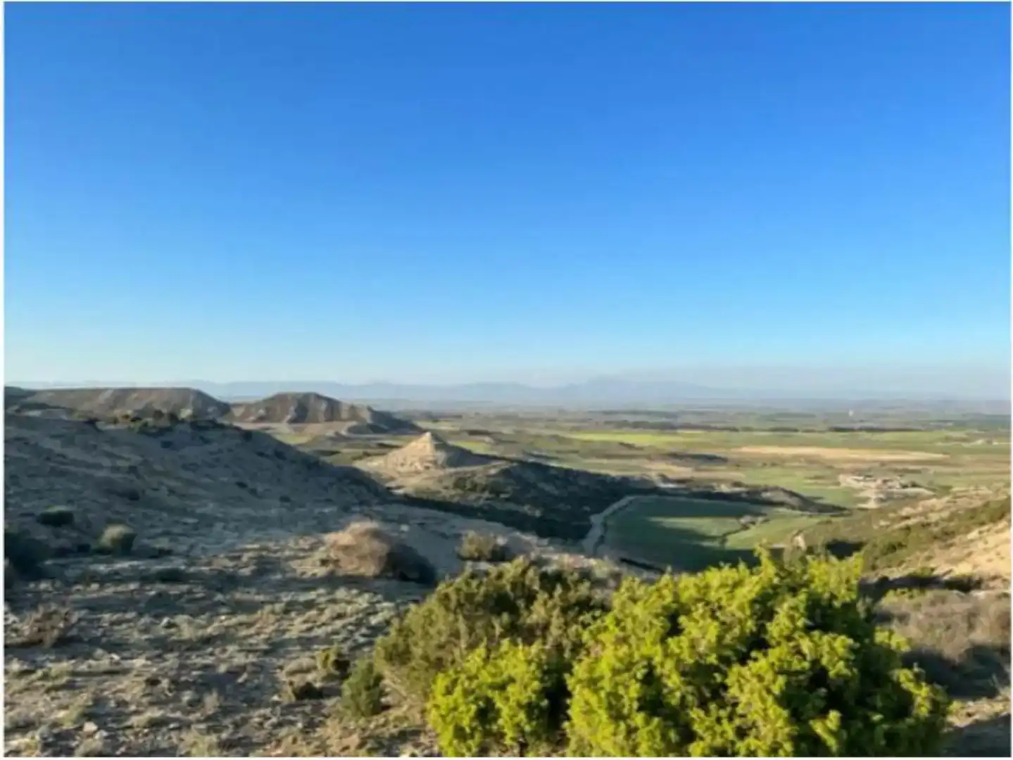 Vista exterior de Terreno en venta en Senés de Alcubierre