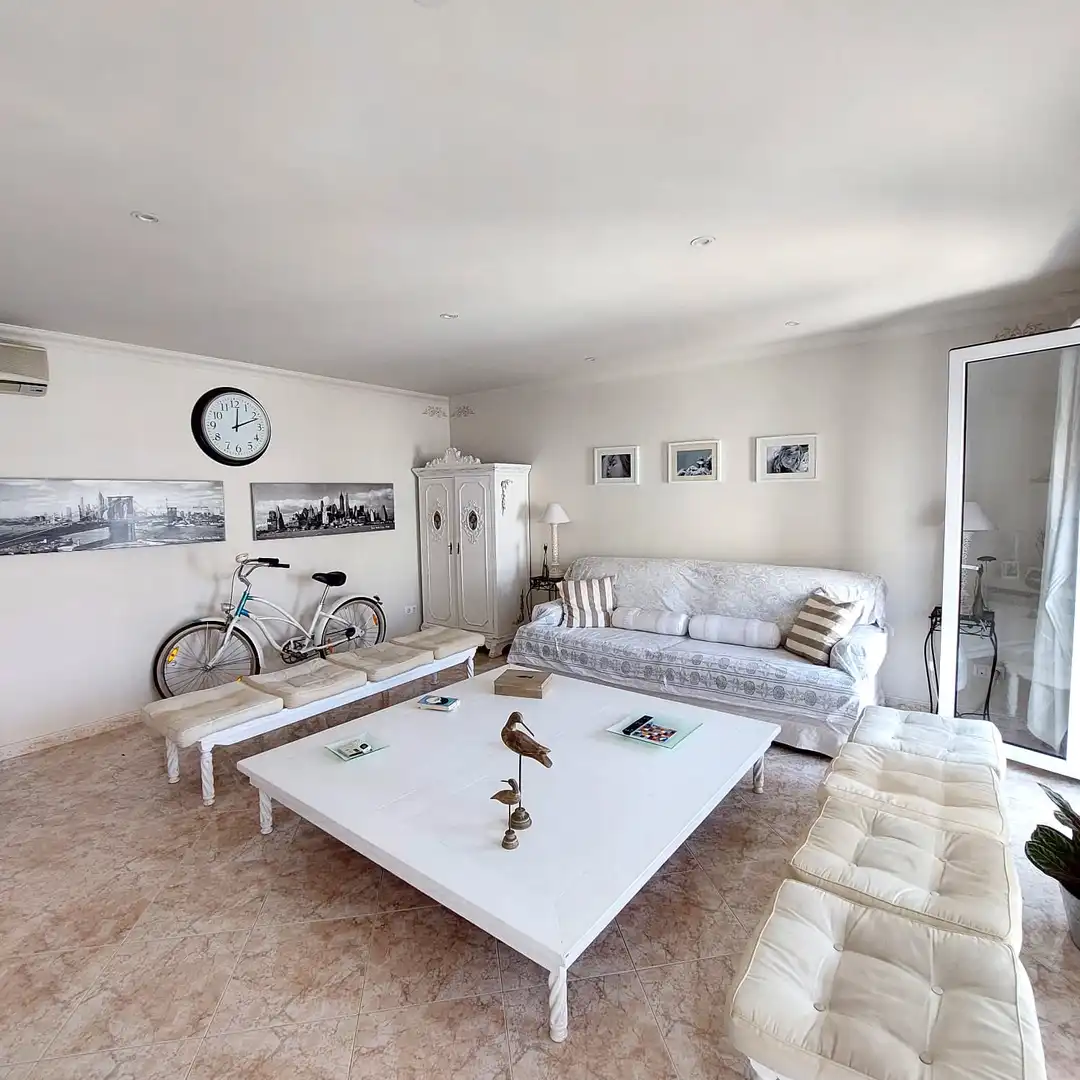 Wohnzimmer von Wohnung zum Verkauf in Ciutadella de Menorca mit Klimaanlage, Möbliert und Ofen
