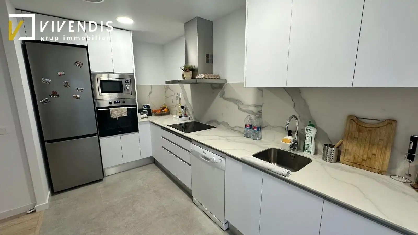 Küche von Wohnung zum Verkauf in Alpicat mit Terrasse, Abstellraum und Möbliert