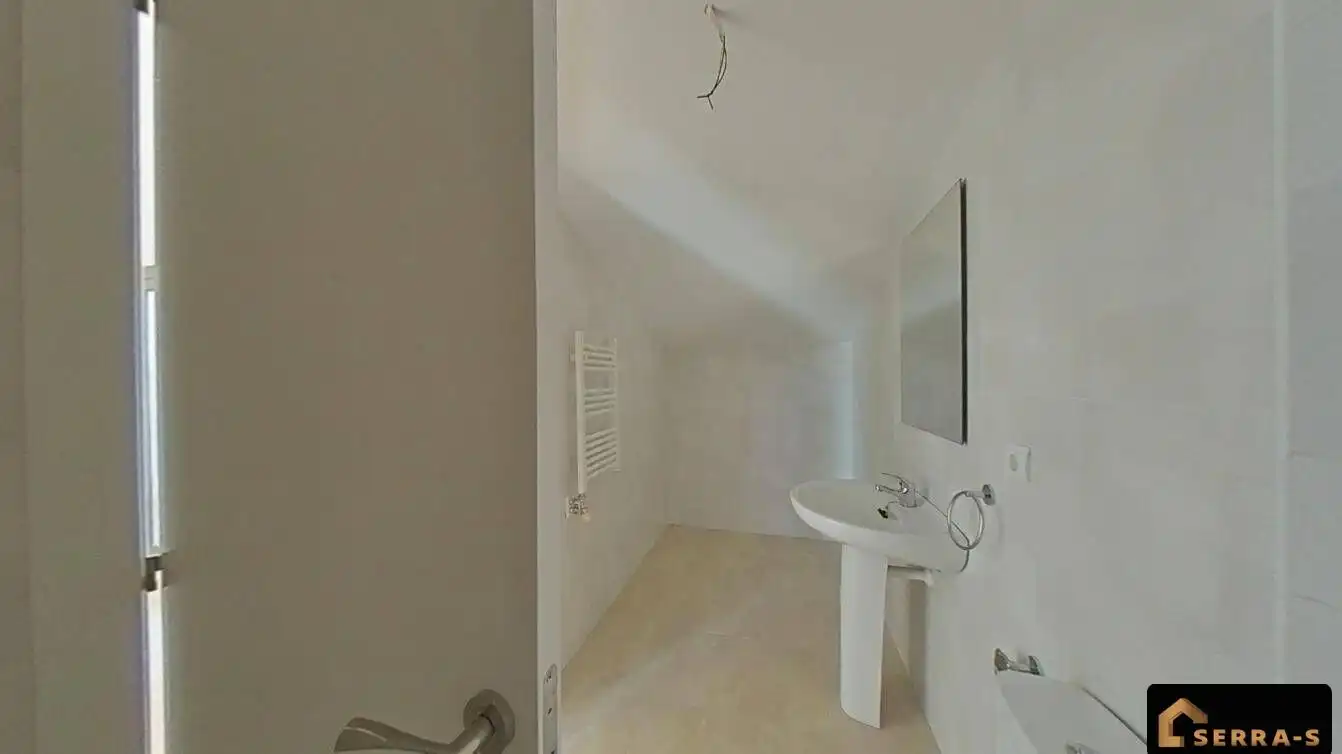 Badezimmer von Maisonette zum Verkauf in Tordera mit Heizung, Parkett und Terrasse