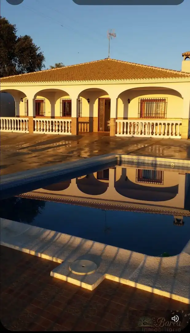 Piscina de Casa o xalet en venda en Iznájar amb Piscina
