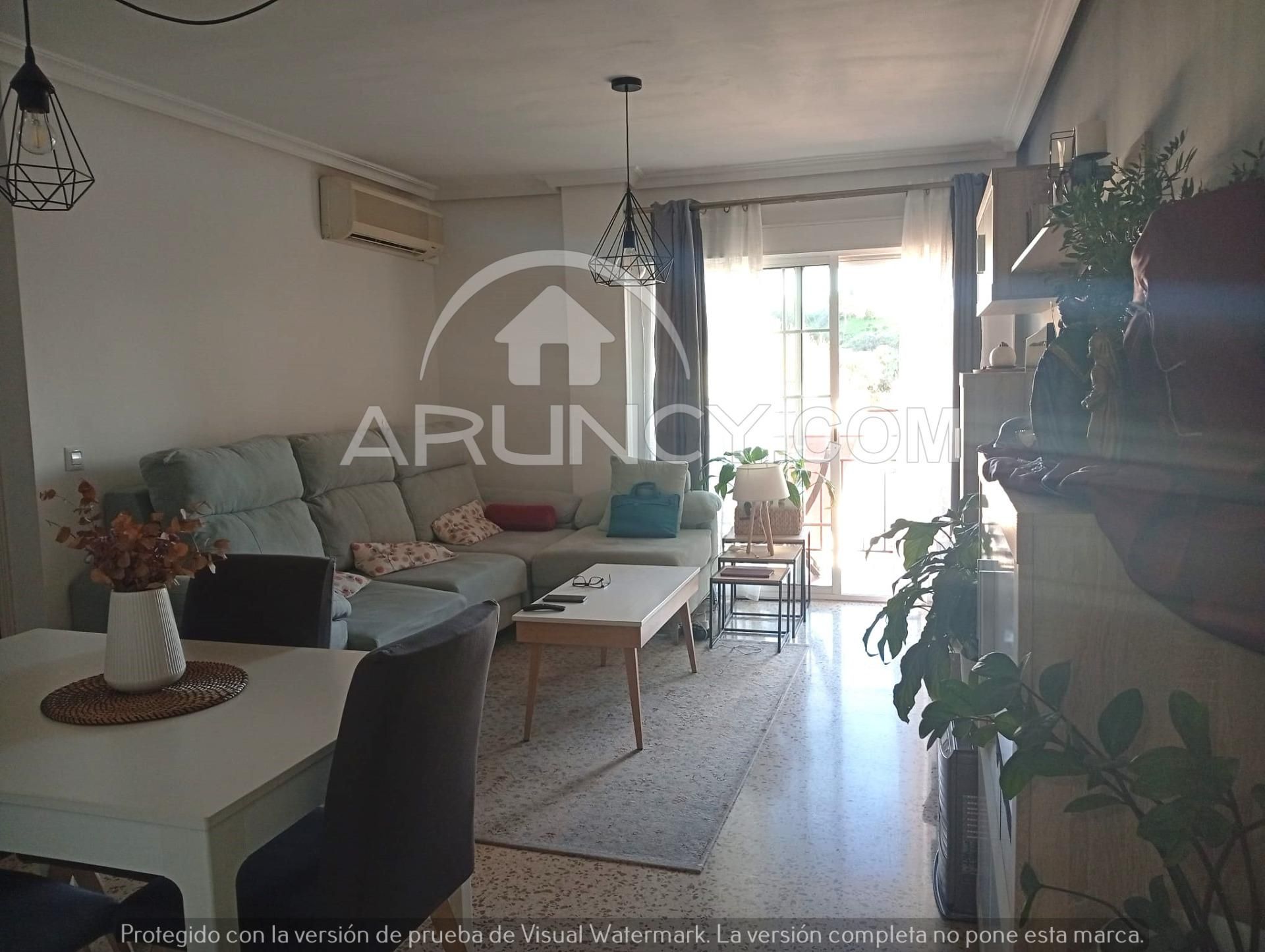 Sala d'estar de Pis en venda en Alcalá de Guadaira amb Aire condicionat, Calefacció i Terrassa