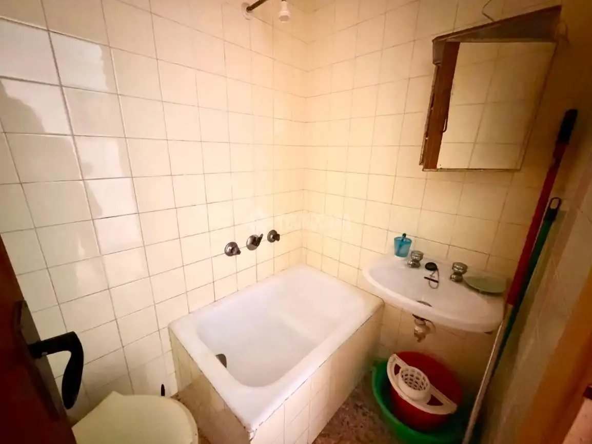 Baño de Piso en venta en Santander con Calefacción y Parquet