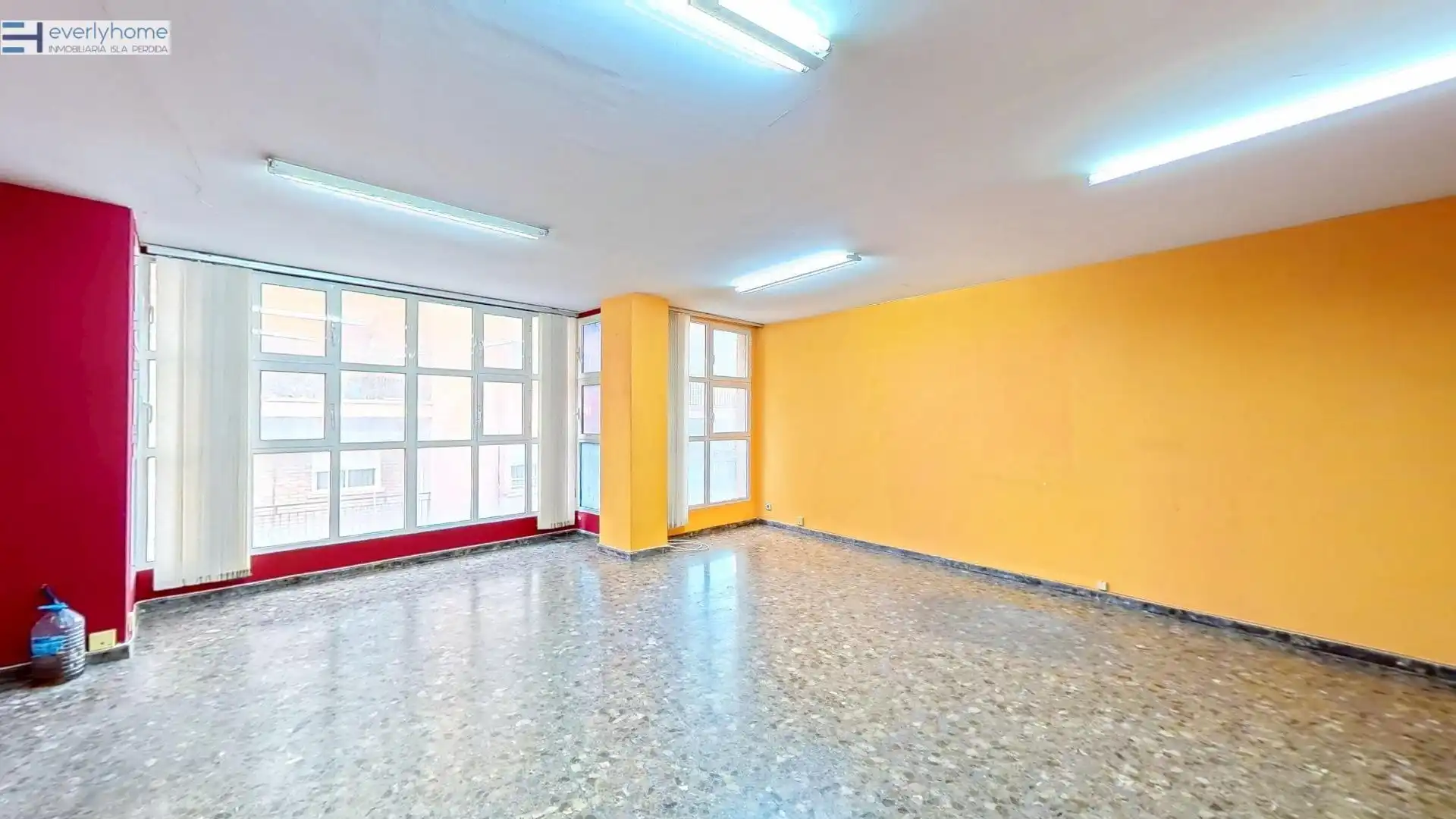 Commercial properties for rent in El Pla del Real