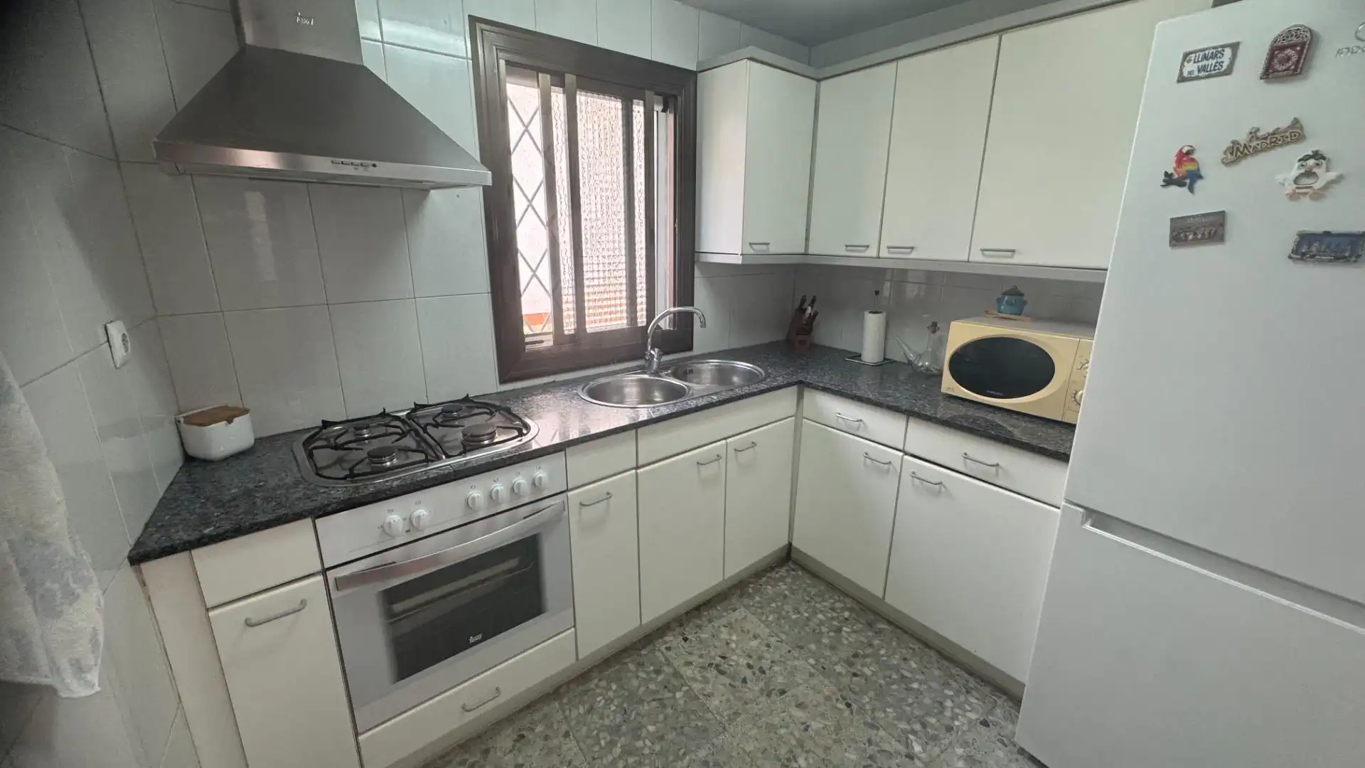 Cuina de Casa o xalet en venda en Montcada i Reixac