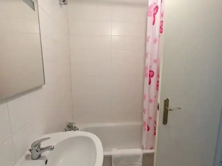 Baño de Piso en venta en Sevilla con Aire acondicionado, Amueblado y Balcón
