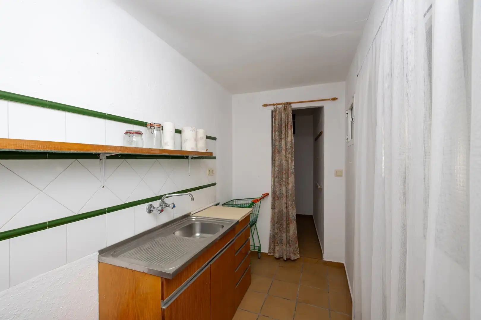 Cuina de Casa o xalet en venda en Güéjar Sierra amb Jardí privat i Moblat