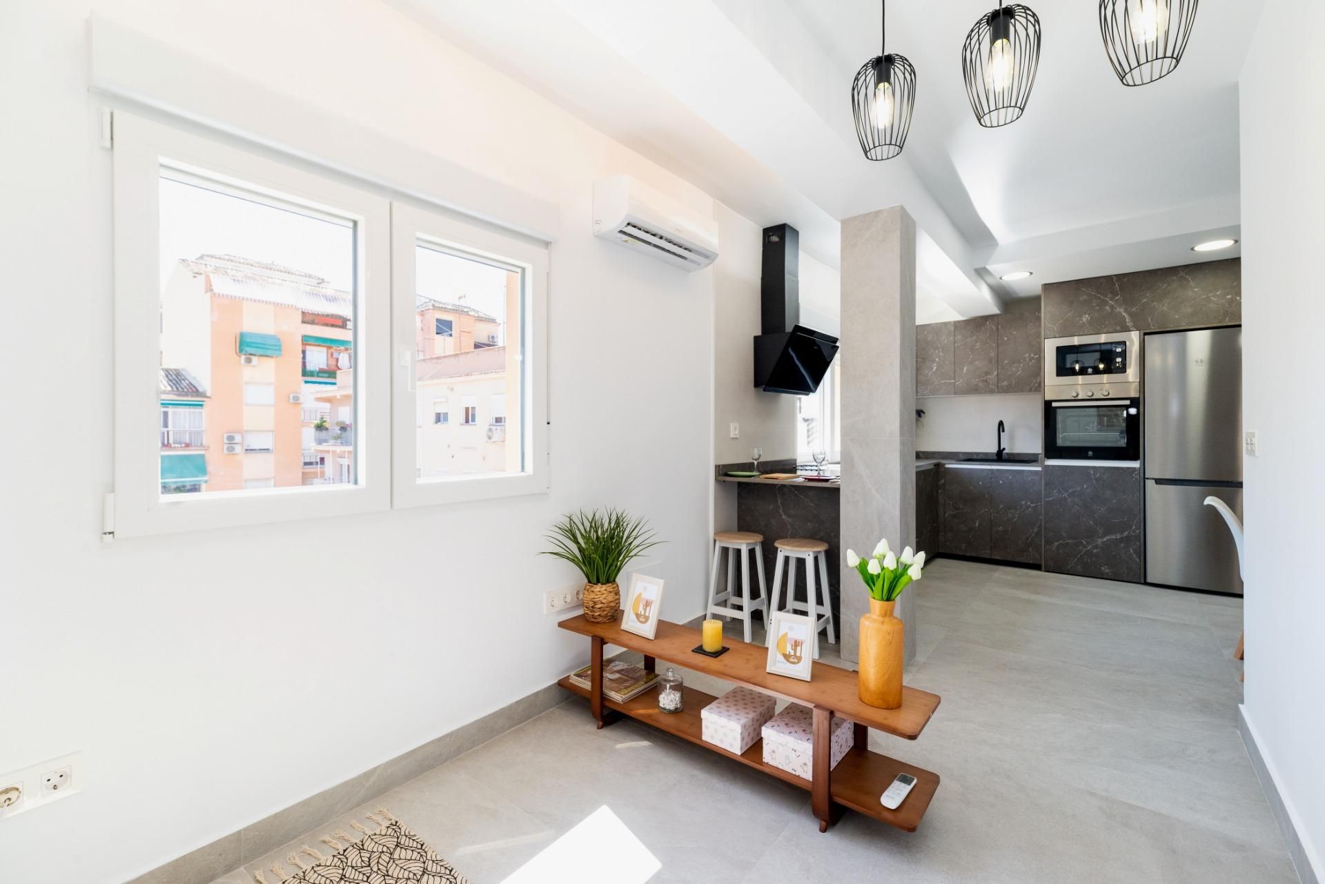 Living room of Flat for sale in  Granada Capital  with Air Conditioner