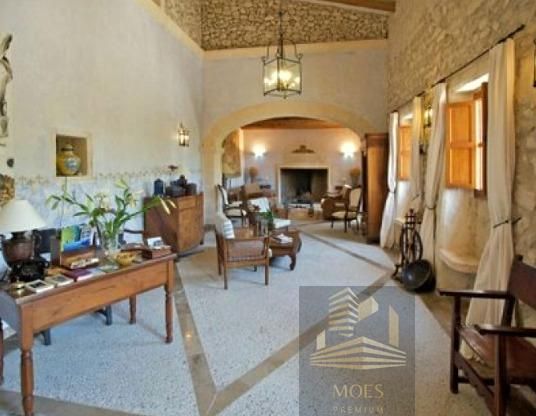 Country house for sale in Sant Joan