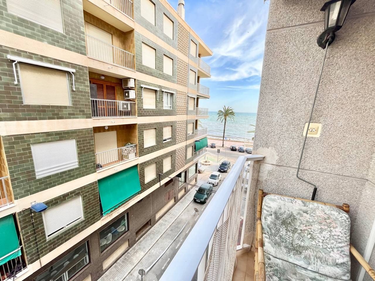 Vista exterior de Apartament de lloguer en Santa Pola amb Aire condicionat, Calefacció i Terrassa