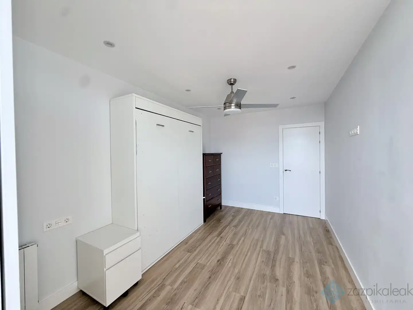 Bedroom of Flat for rent in Bilbao   with Heating and Furnished