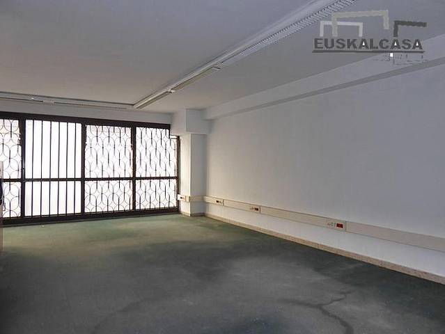 Local comercial en Venta en Ametzola