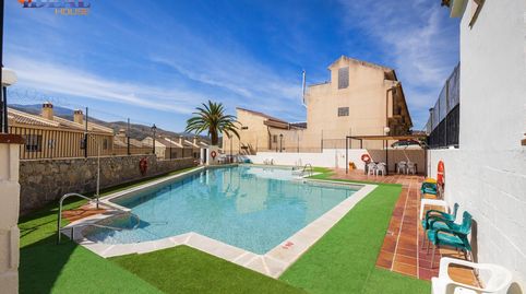 Foto 2 de Casa adosada en venta en Cenes de la Vega, Granada
