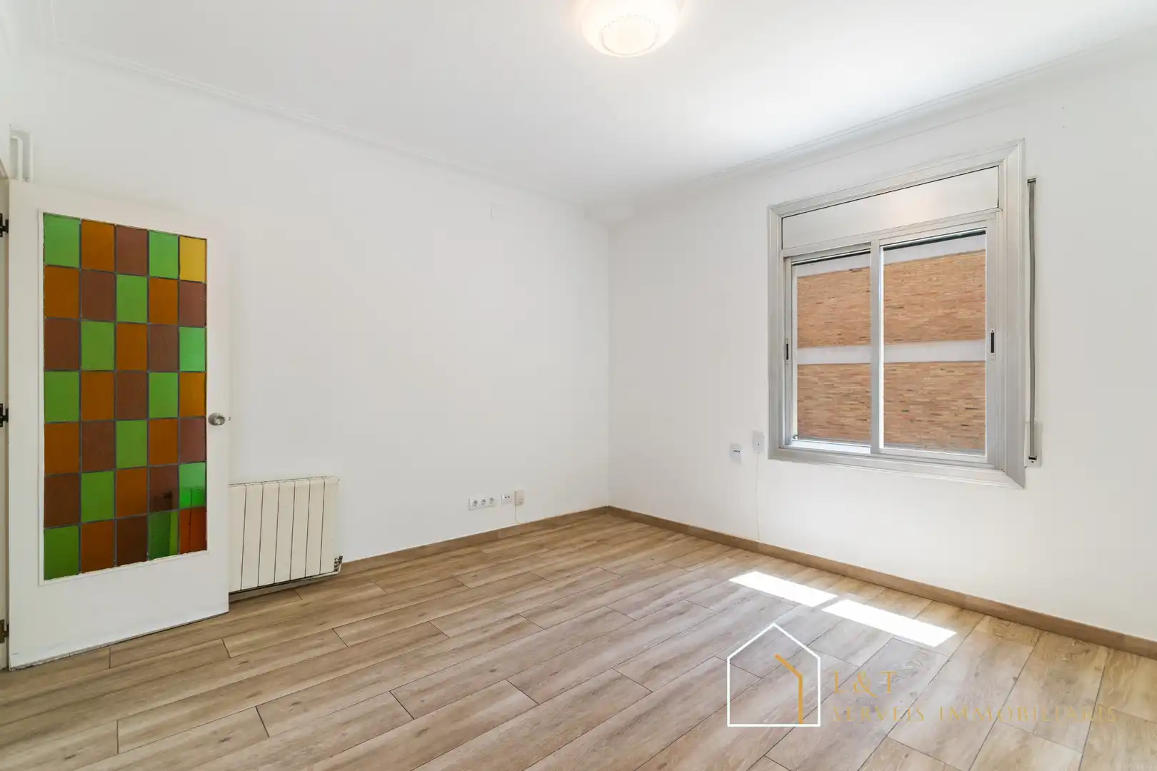 Habitación de Piso en venta en Barcelona con Calefacción, Horno y Balcón