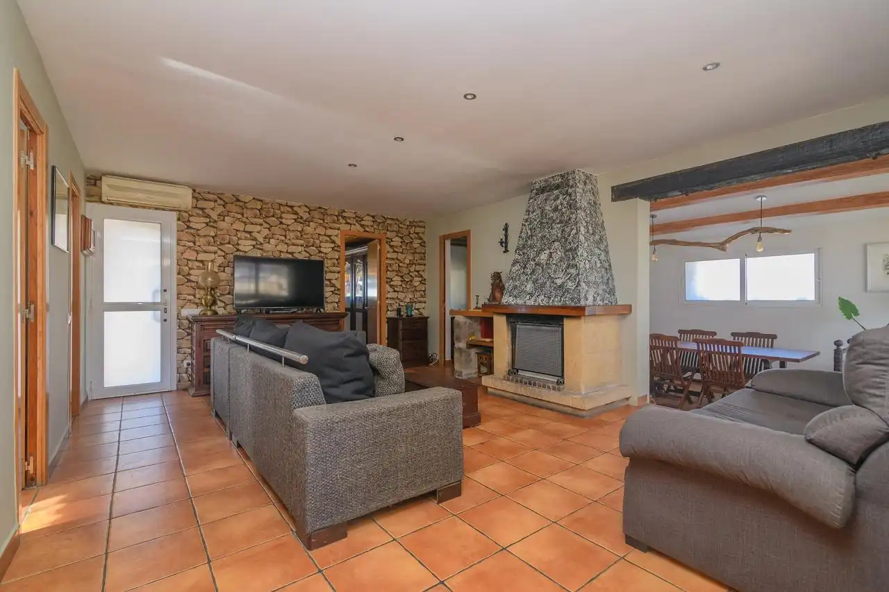 Sala de estar de Casa o chalet en venta en Fonollosa con Aire acondicionado, Jardín privado y Terraza