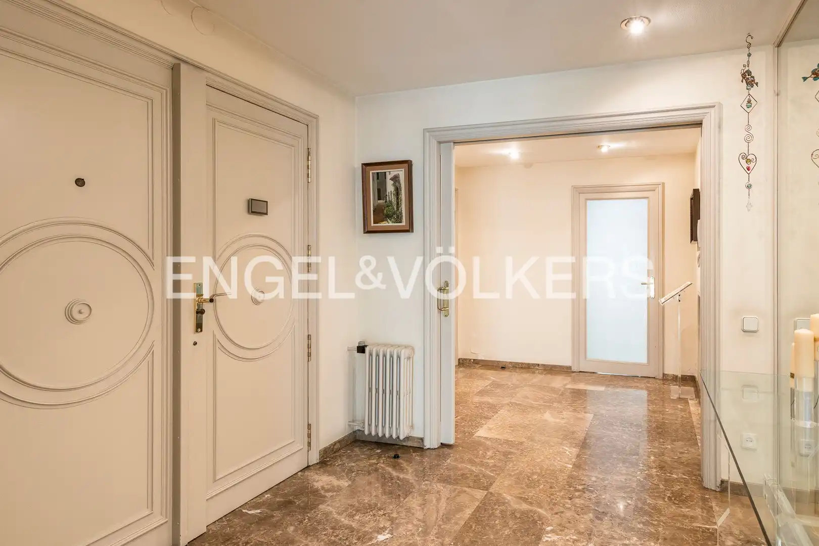 Flat for sale in Barcelona  with Air Conditioner, Heating and Private garden