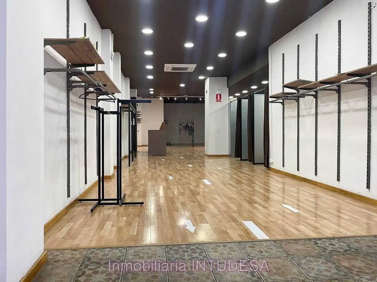 Local comercial de lloguer a Zaragoza, imagen 4