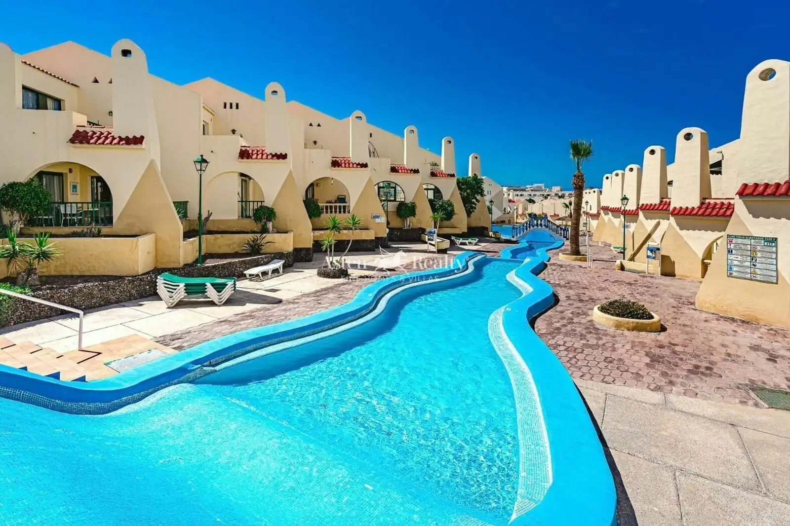 Swimming pool of Flat for sale in Adeje  with Terrace, Swimming Pool and Furnished