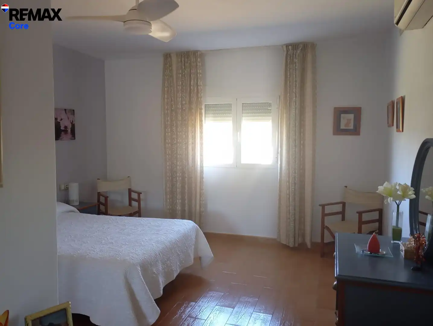 Dormitori de Casa o xalet en venda en Cáceres amb Aire condicionat, Calefacció i Jardí privat