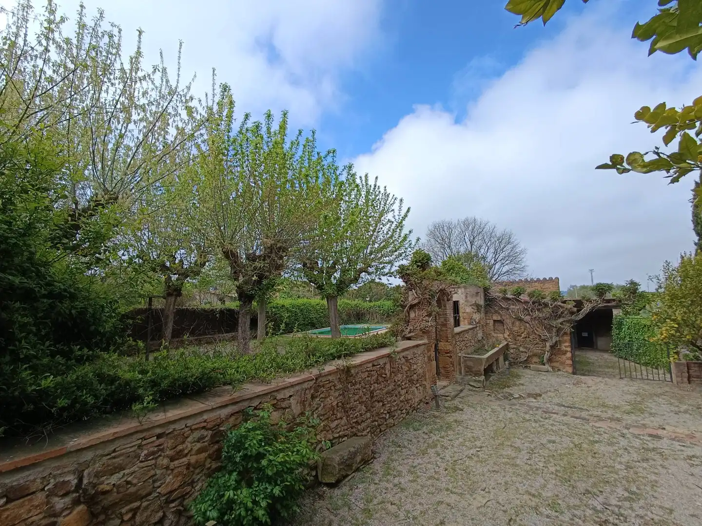Jardín de Finca rústica en venta en Forallac con Calefacción, Jardín privado y Terraza