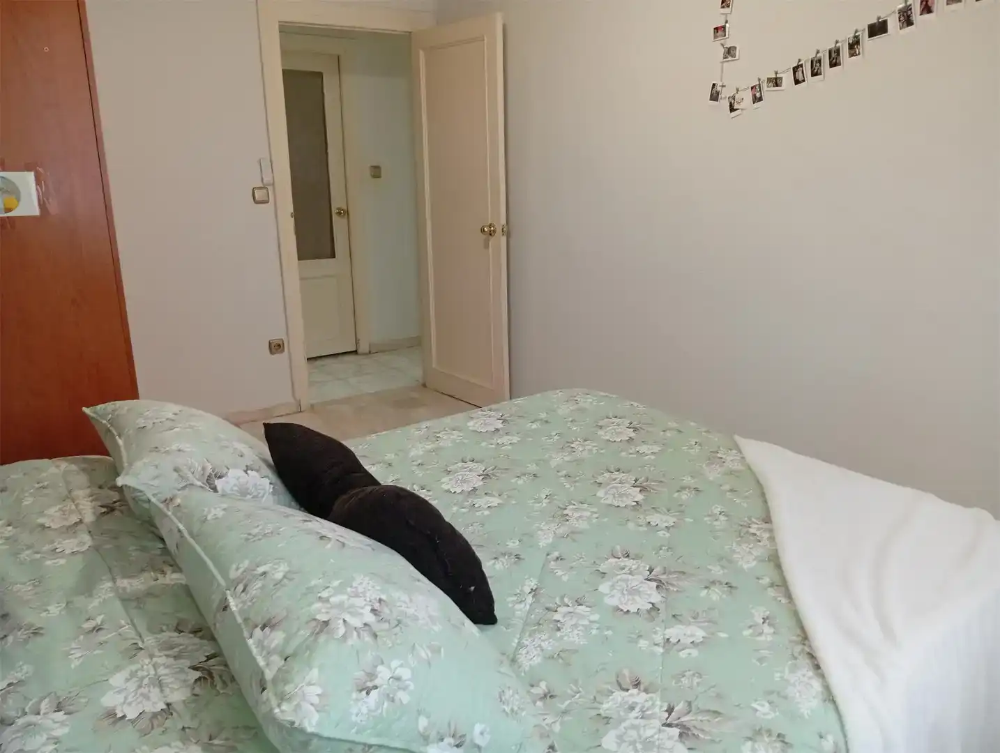 Dormitori de Pis en venda en Baza amb Parquet, Moblat i Forn