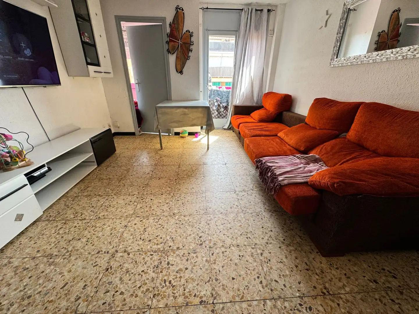 Sala de estar de Piso en venta en Barberà del Vallès con Horno y Balcón