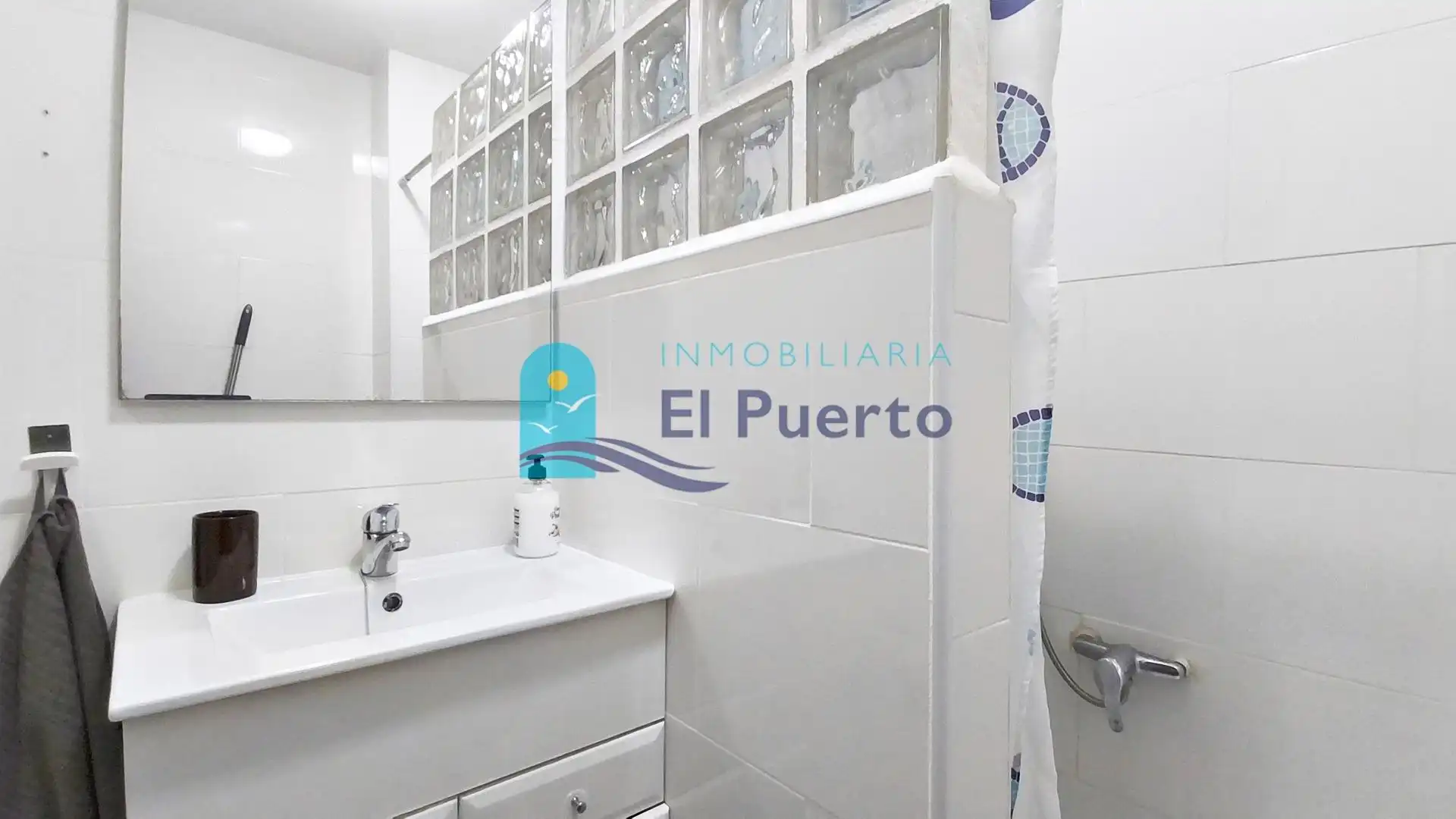 Baño de Apartamento en venta en Mazarrón con Aire acondicionado, Calefacción y Terraza