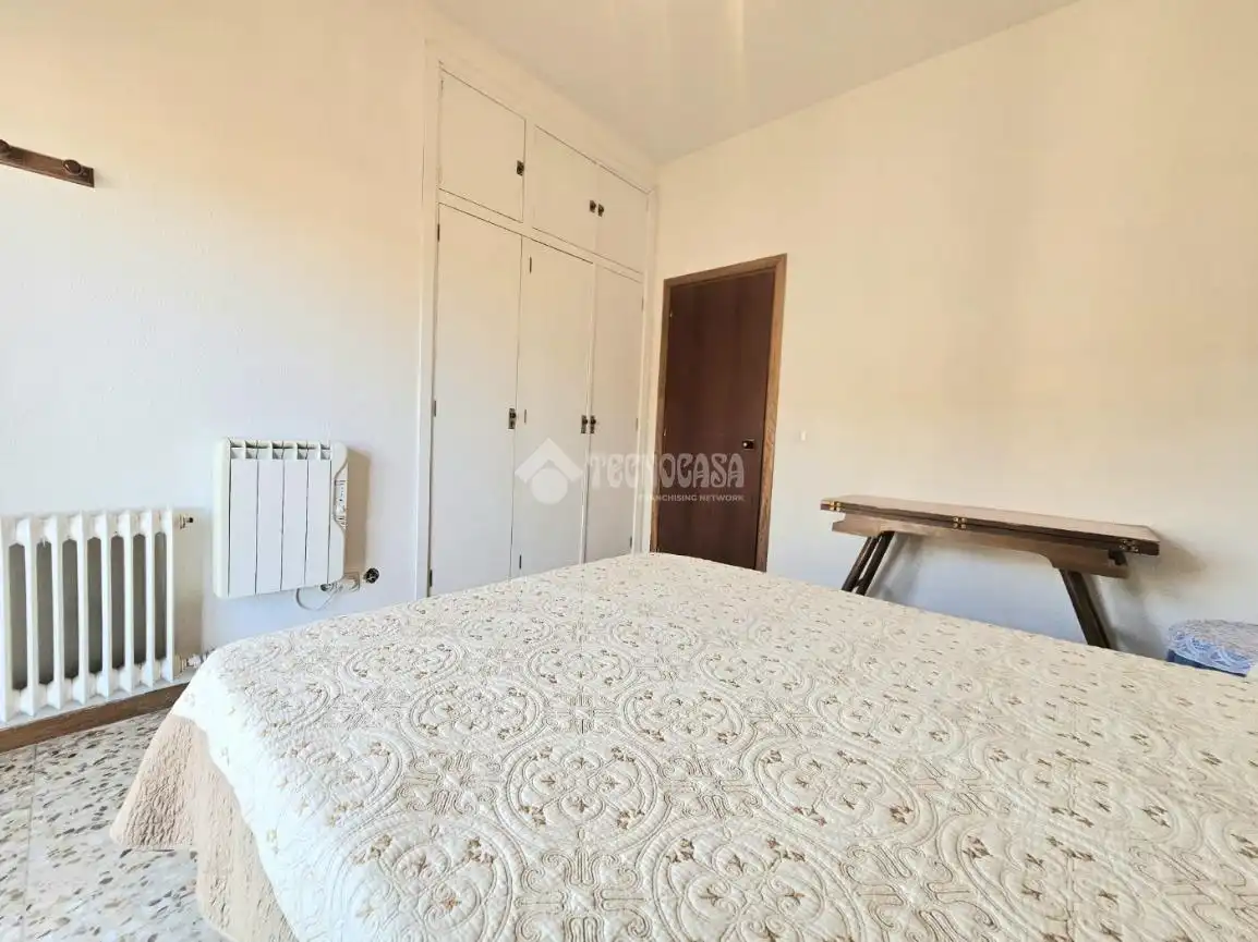 Habitación de Casa adosada en venta en El Tiemblo 