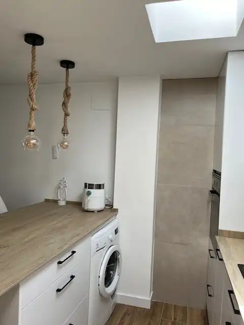 Cocina de Casa adosada de alquiler en Sant Joan d'Alacant con Aire acondicionado, Calefacción y Jardín privado