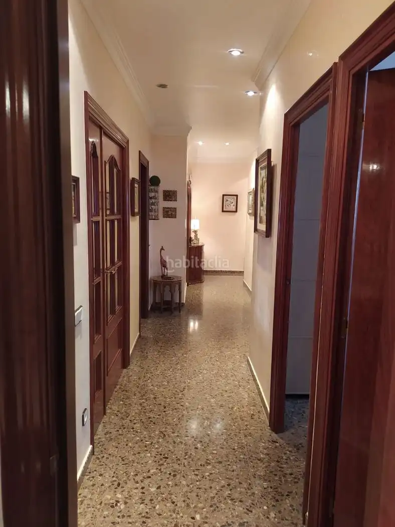 Flat with lift for sale in Carrer de Sardenya 41, imagen 2