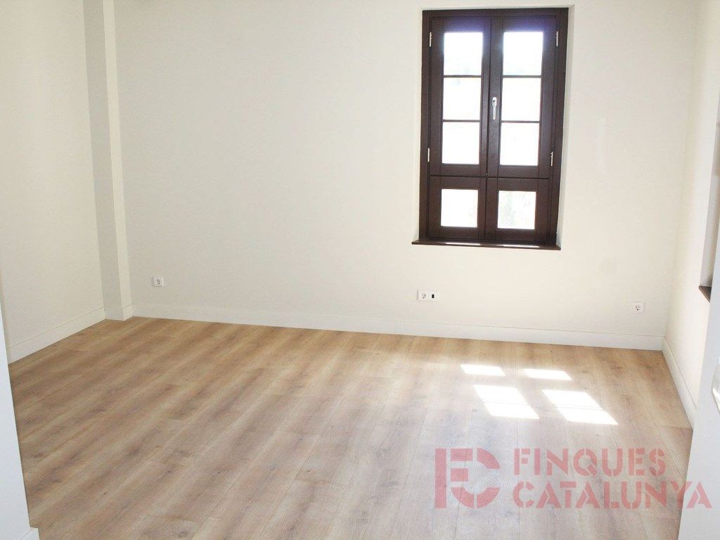 Sala d'estar de Dúplex en venda en Girona Capital amb Aire condicionat