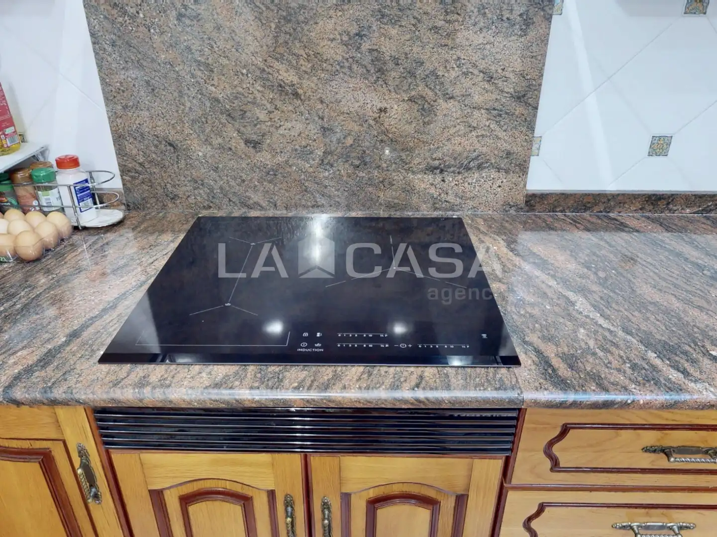 Cuina de Casa adosada en venda en Valencia amb Aire condicionat, Terrassa i Traster