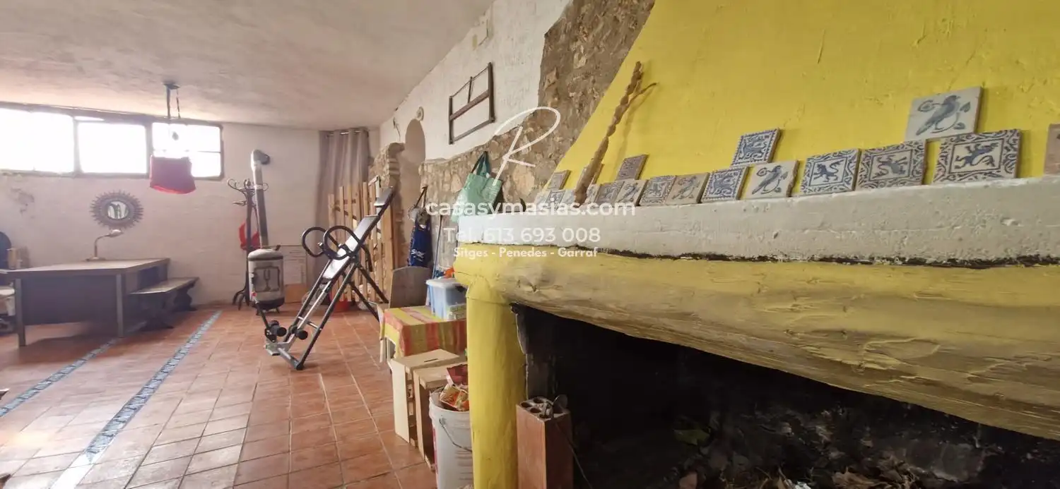 Finca rústica en venta en El Montmell con Jardín privado, Terraza y Balcón