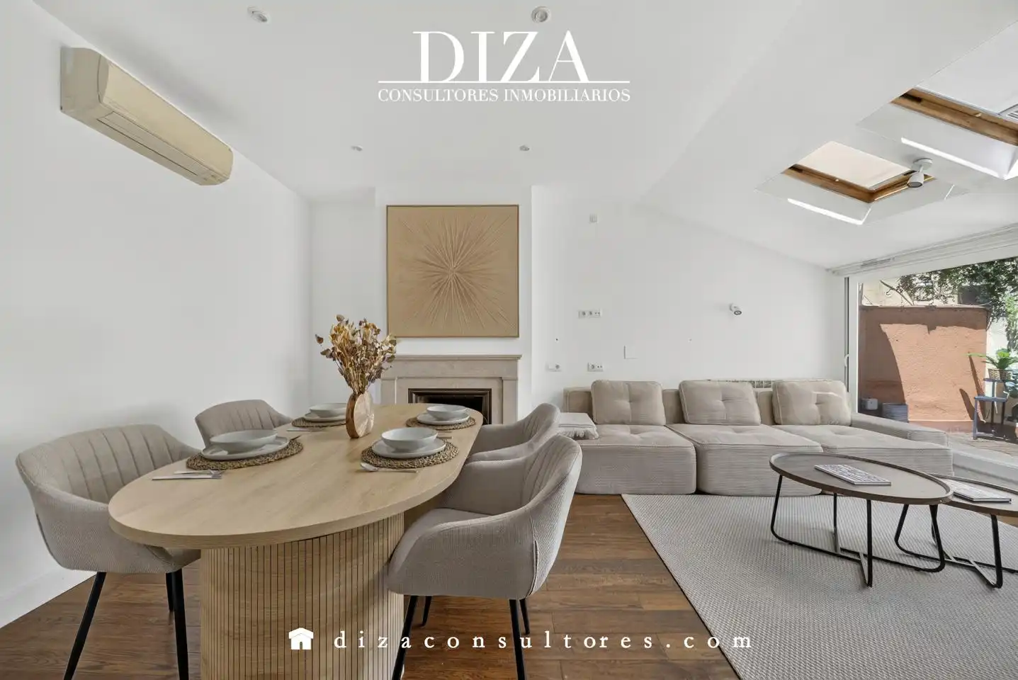 Sala de estar de Ático en venta en Madrid con Aire acondicionado, Calefacción y Terraza