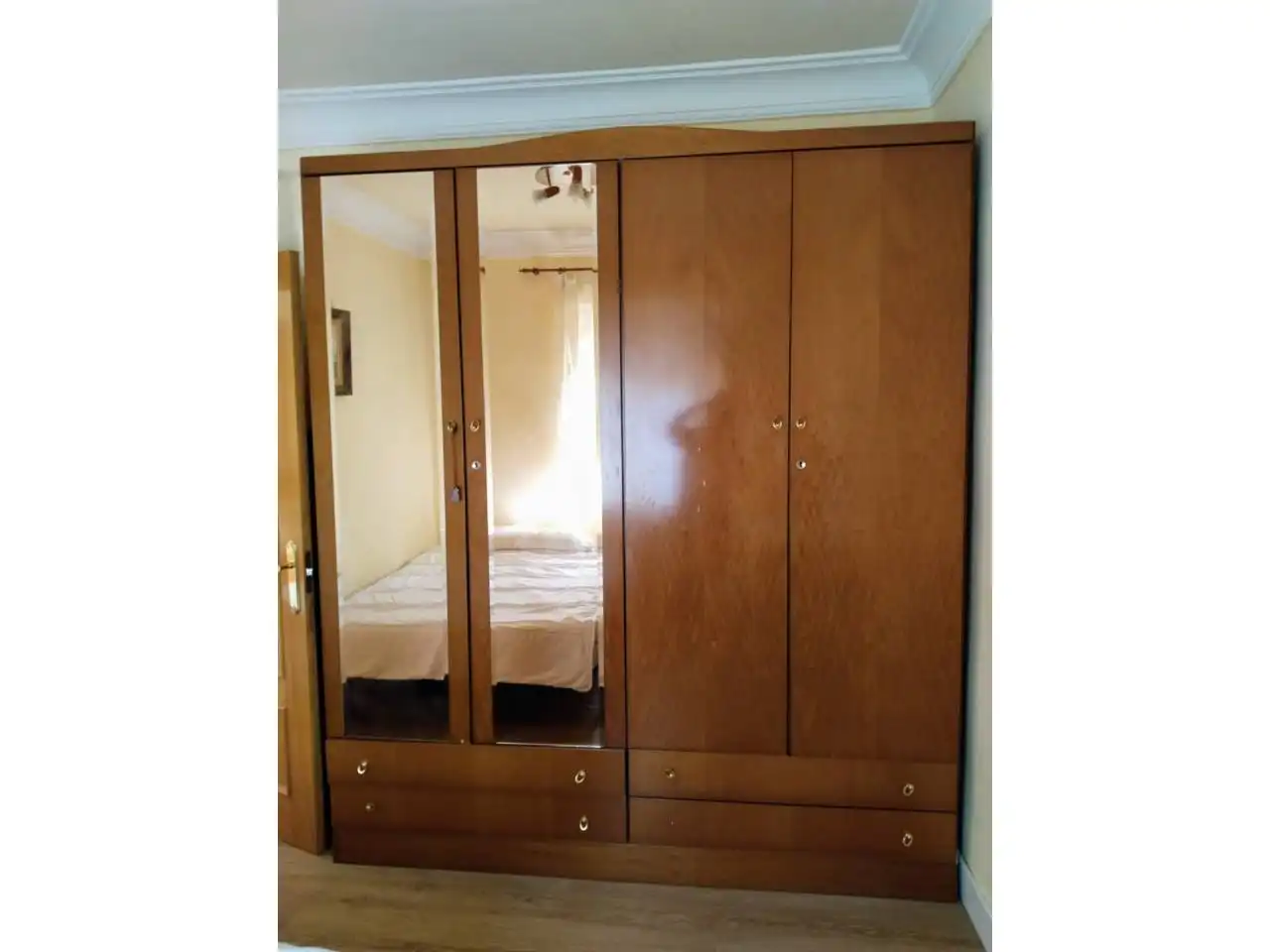 Bedroom of Flat for rent in Burgos  with Heating, Terrace and Furnished