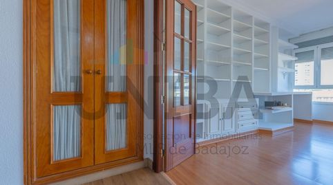 Foto 4 de Piso en venta en Calle Calle de Enrique Segura Otaño, Santa Marina, Badajoz Capital