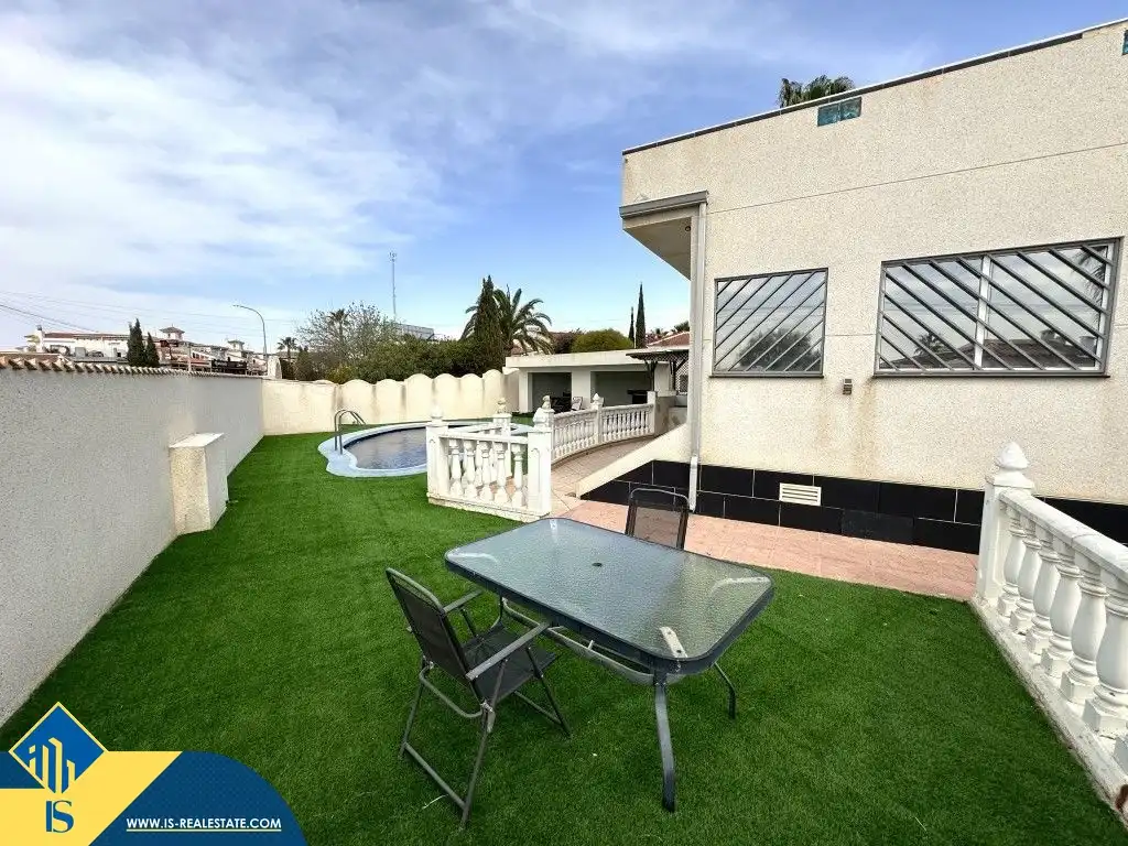 Villa mit Pool zum Verkauf in Ciudad Quesada, imagen 4