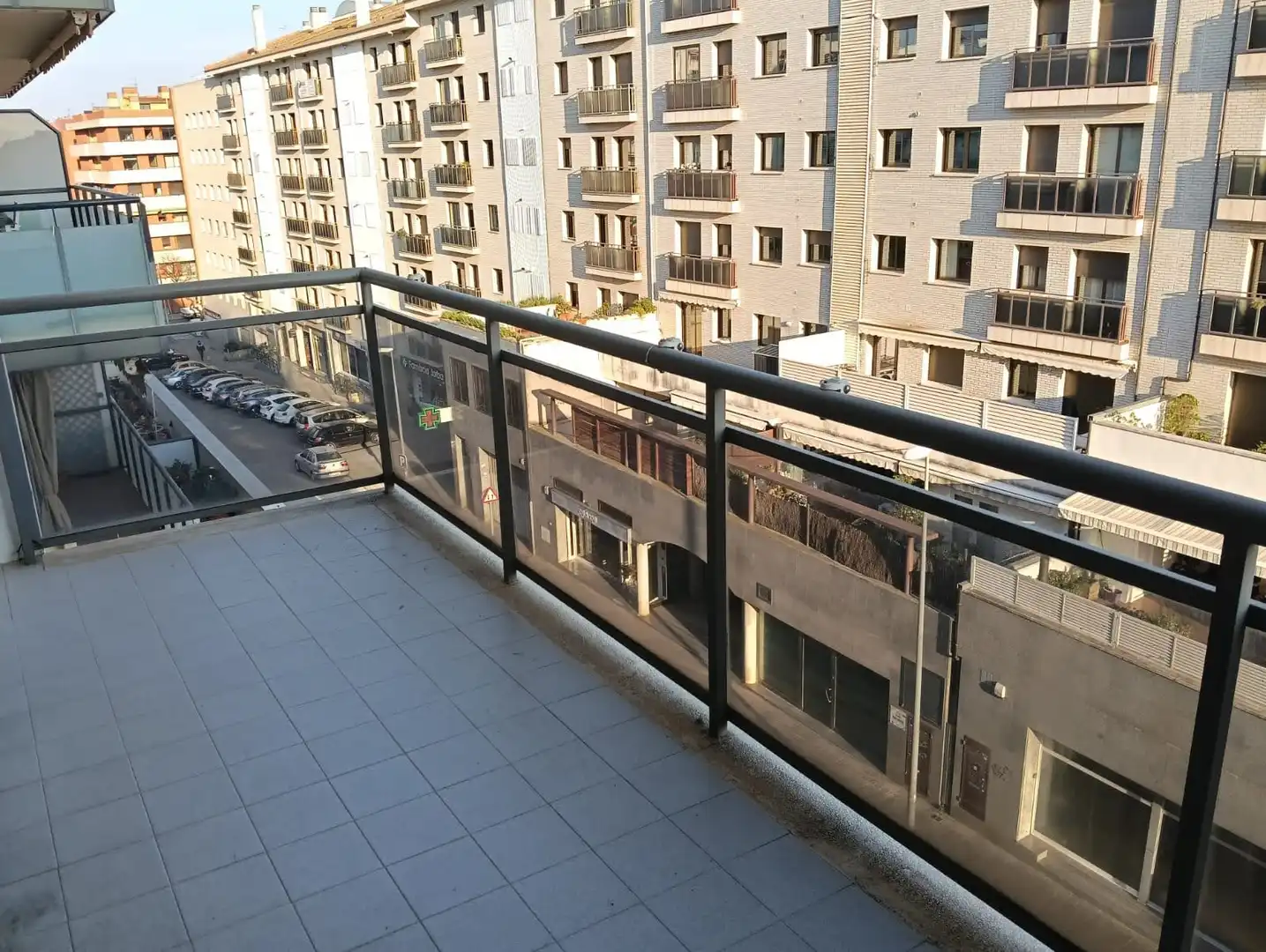 Terrasse von Wohnung zur Miete in Vilanova i la Geltrú mit Terrasse und Ofen