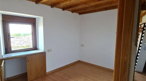 Foto 4 de Finca rústica en venda a Calle Petril, 16, Hermisende, Zamora