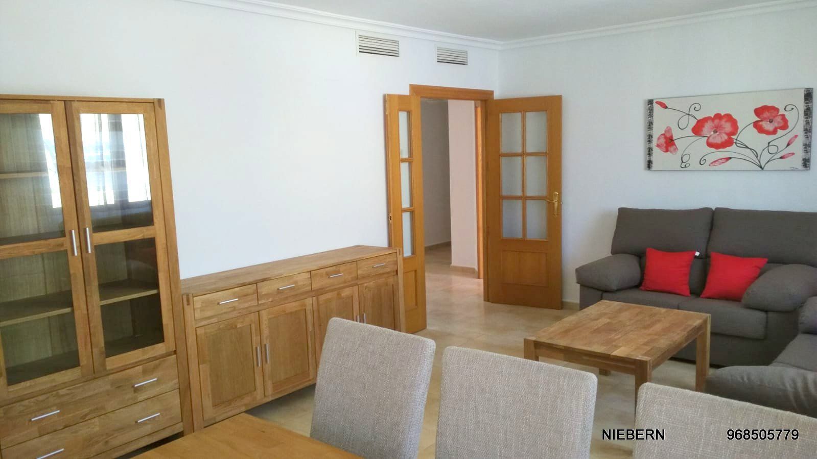 Attic to rent in Calle Guayaquil, Canteras