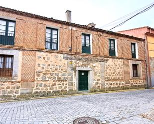 Vista exterior de Casa o xalet en venda en Villacastín amb Jardí privat