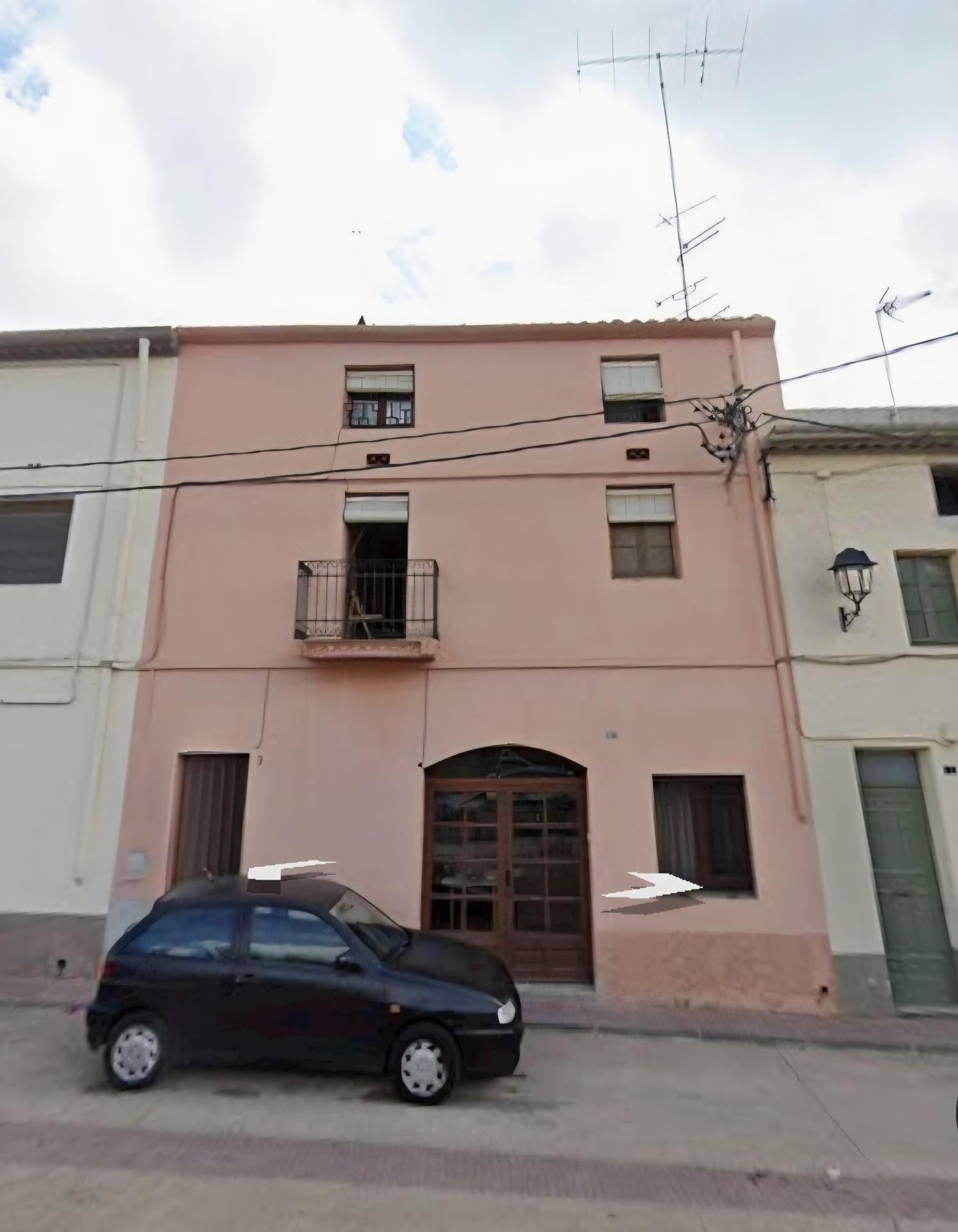 Vista exterior de Pis en venda en Salomó amb Terrassa