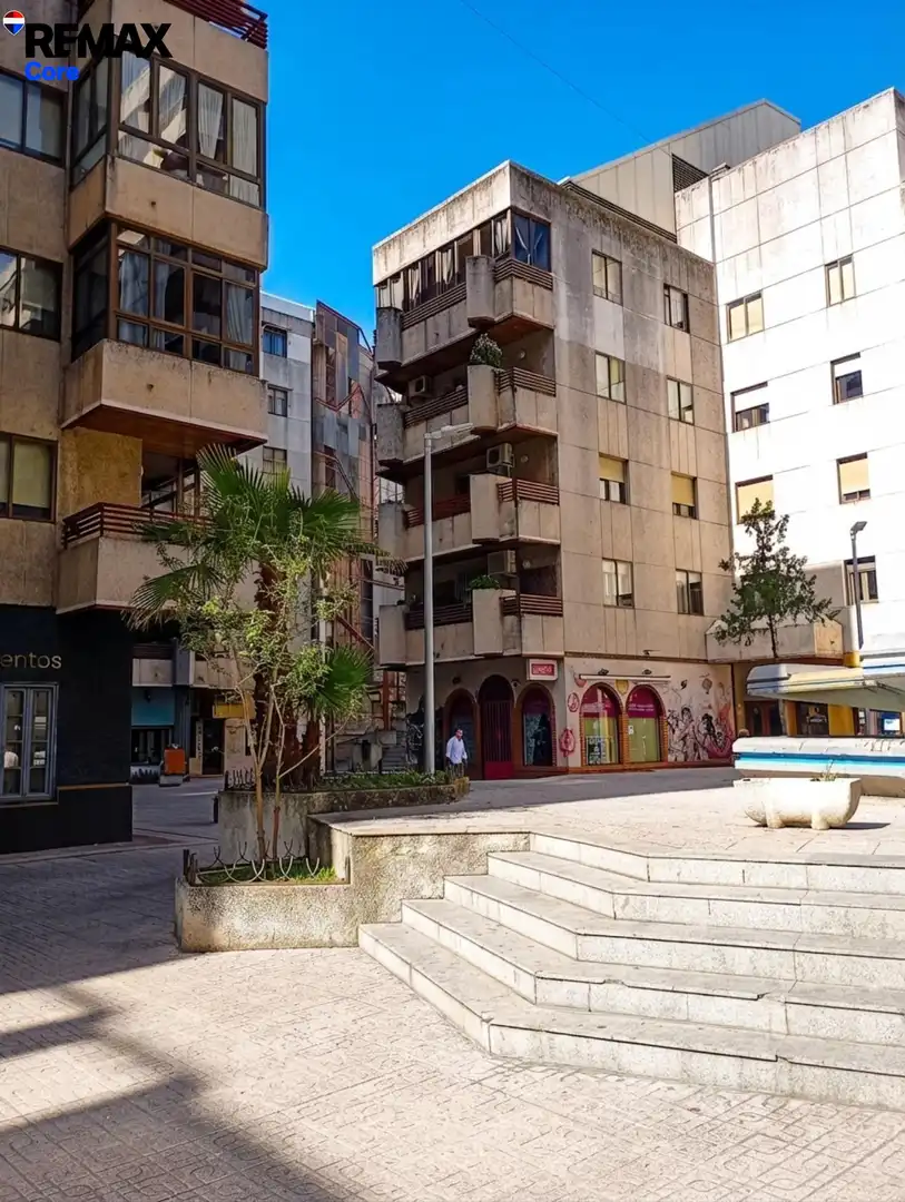 Local comercial en alquiler en Centro