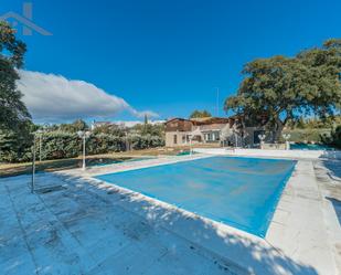 Piscina de Casa o xalet en venda en Arroyomolinos (Madrid) amb Calefacció, Jardí privat i Terrassa