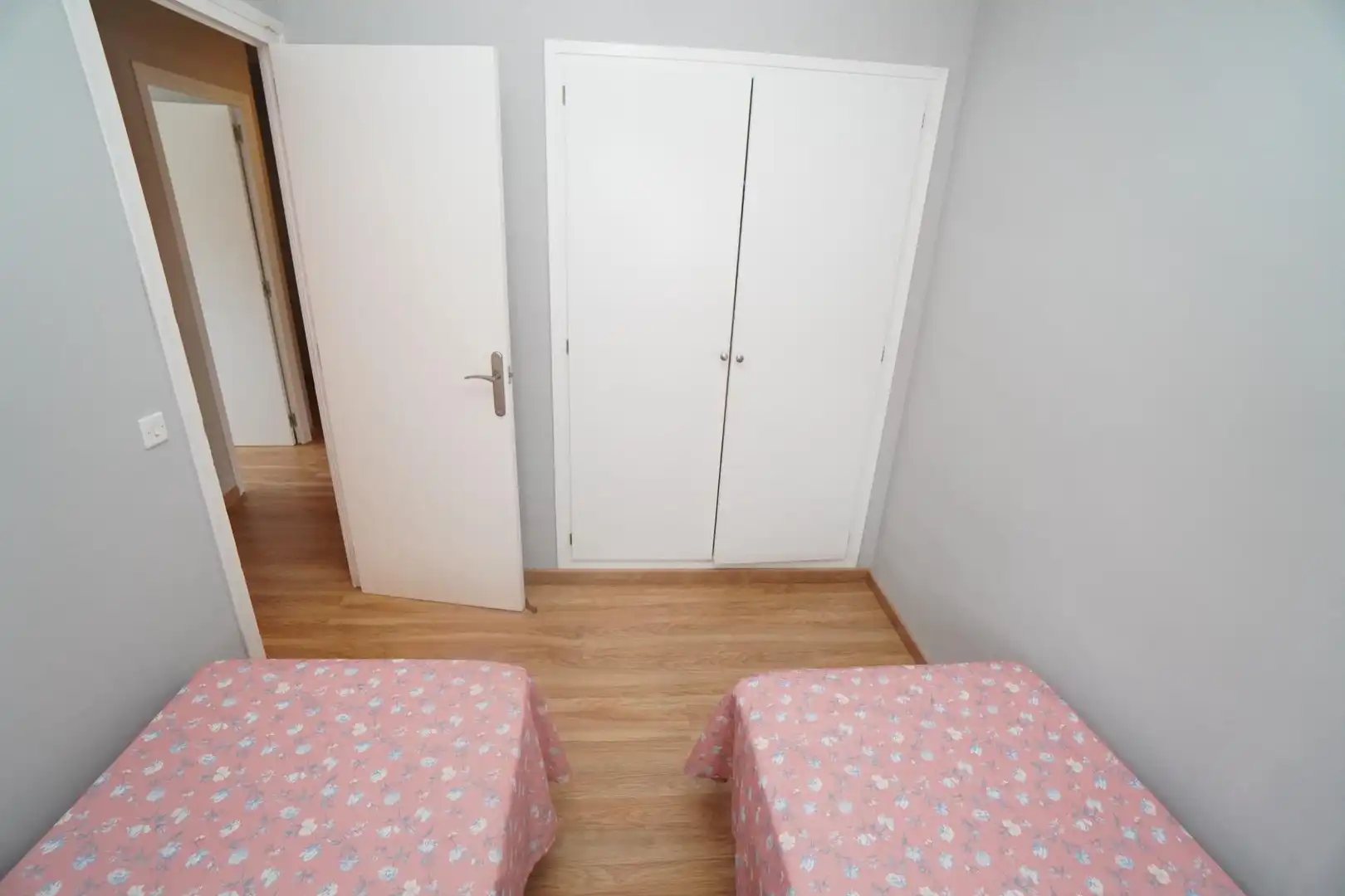 Bedroom of Flat for rent in El Vendrell  with Furnished and Balcony